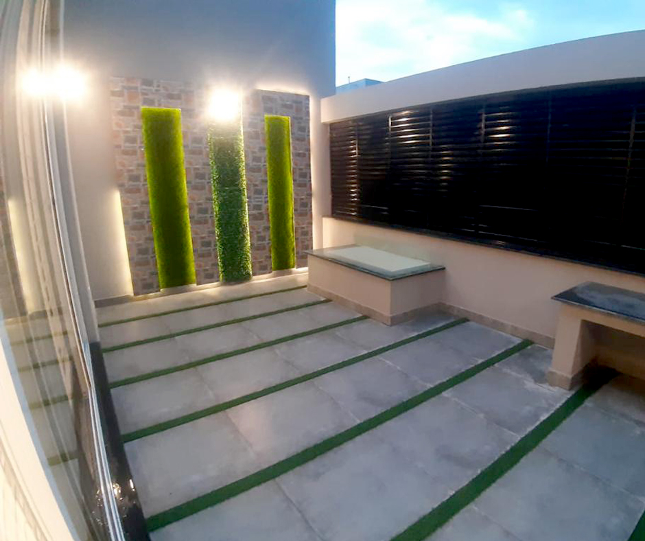 HomesPakistan's tweet photo. 10 Marla Brand New #House Came #forSale At Good Location in #DHA Phase 8, Air Avenue, #Lahore
✅ 4 Bedrooms 
✅ 4 Bathrooms
✅ 2 Kitchens
✅ parking spot
Close to the main park and main Avenue. 
Call now for details 📲 0321-4000300. 
#PakistanMovingForward #homesforsale https://t.co/vZAeTQ5b99