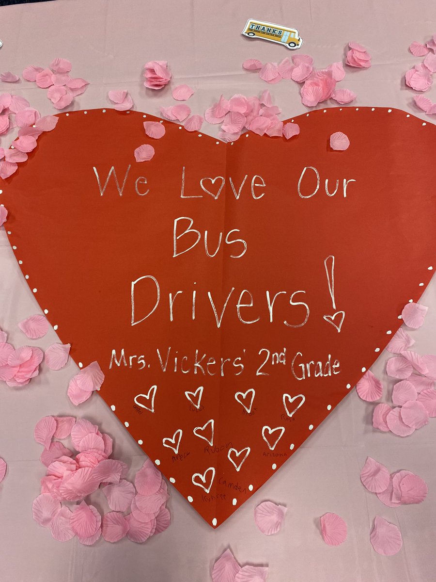 Thank you for going the extra mile! You always brave the weather to get our kids safely to & from school. We love and appreciate our bus drivers @RoyalElementary #RoyalSTRONG #thankabusdriver 💙🚍