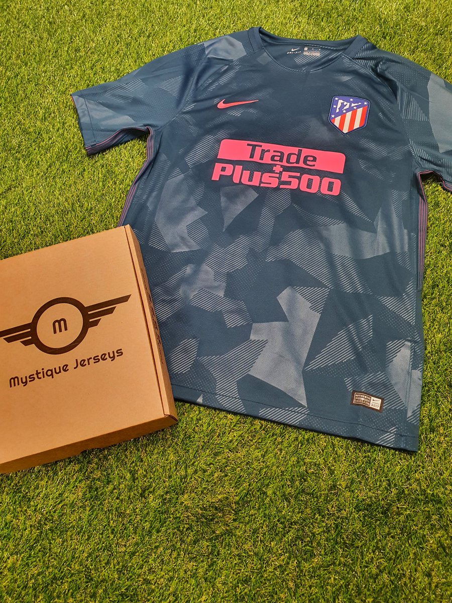 MystiqueJerseys's tweet photo. 🚨 Competition Time 🚨

We're giving away a Mystique mystery box not if, but when Haaland scores this evening! 🤞

Get yours here ➡️ https://t.co/s6kAUEURIL 

To enter:
🔄 Retweet &amp; Follow us

#SEVBVB #Seville #BVB #Haaland https://t.co/Wet33oa4CZ