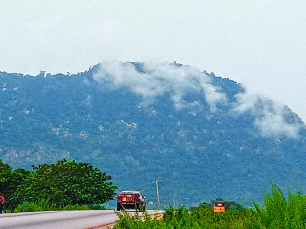 iam_sheyifunmi1's tweet photo. For the Love of Nature.....
📸: @iam_sheyifunmi1
Ajaokuta, Kogi State.
#TecnoPicture
#PhonePhotography
#Camon15 https://t.co/bki3EQry5R