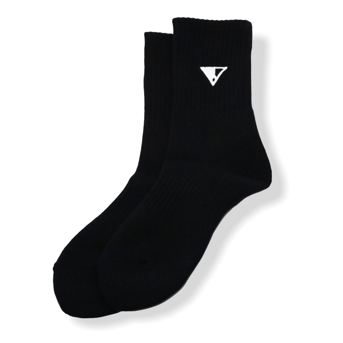turigono's tweet photo. ꫛꫀꪝ 【HALFLOGO Series】

⚫️ HALFLOGO Socks
⚪️ HALFLOGO GRAPHIC Canvas Tote bag

Turigonoのハーフロゴの刺繍入りの厚手のソックスはずれ落ちにくいYヒールを採用。
キャンバス生地のトートバッグは普段使いやエコバッグ代わりにもおすすめです。
#turigono https://t.co/r7B1qWprCf