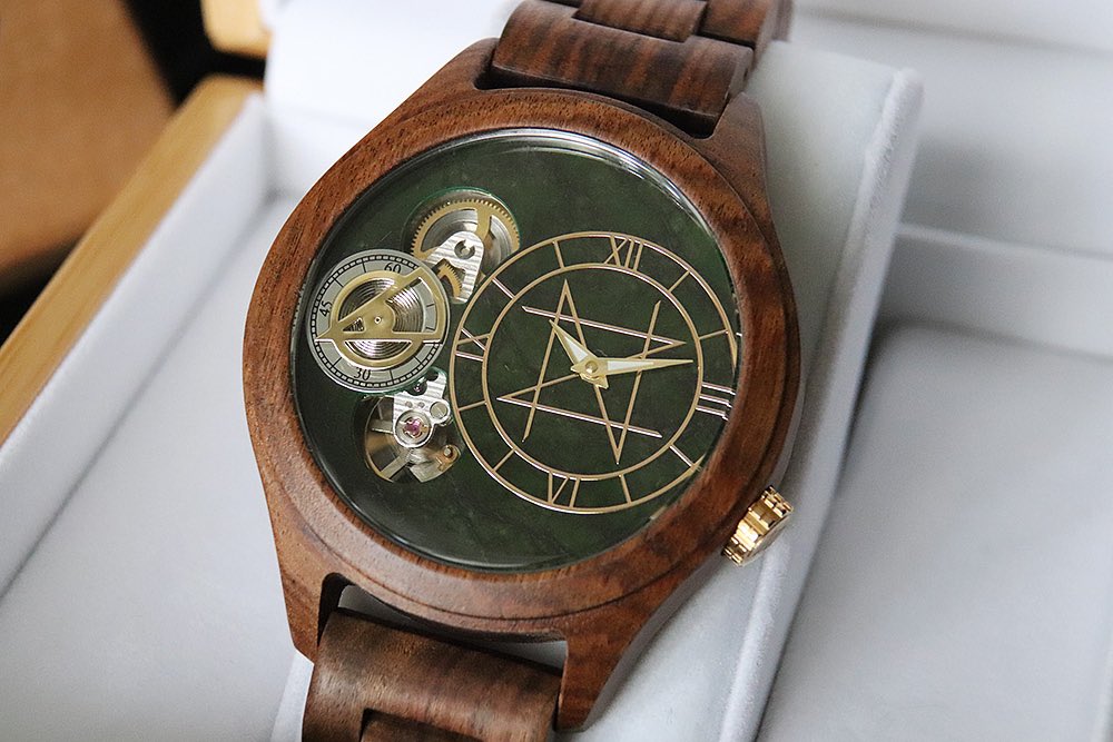 NOZ natural timepieces made of wood and stone on Twitter