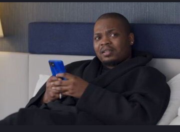 cioo_bby's tweet photo. @NobleMikePlus @skeedmusic Do you guys now rehearse how to be wack?😐..nawa ohhh...make una the update person na
#davido #Davidomercychinwo https://t.co/O6q9O3pbid
