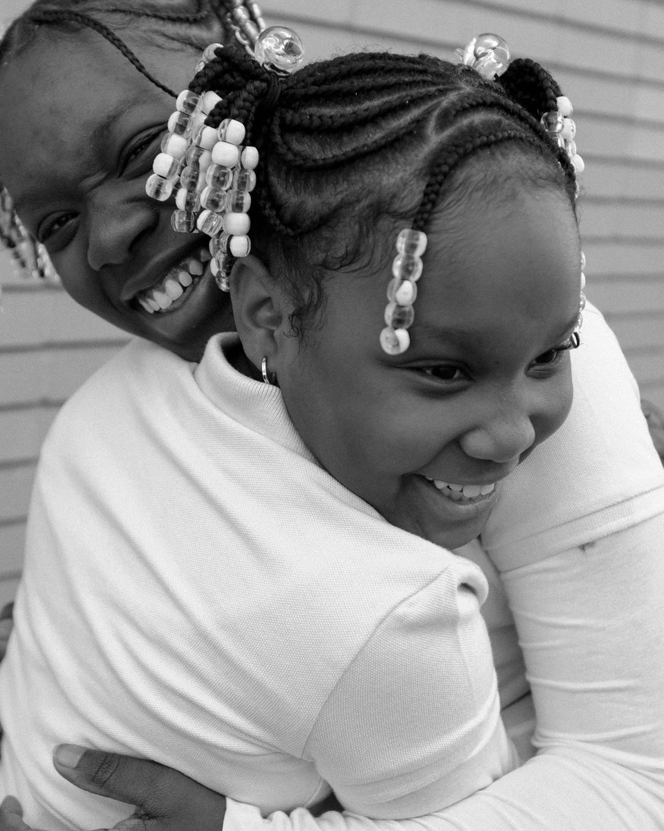 yes, it’s #blackhistorymonth, the month dedicated to celebrating black people and the shortest month of the year. All I want to see on my timeline (not just this month but always!) is black people feeling joy.
#blackjoy #loveyours #krysalex