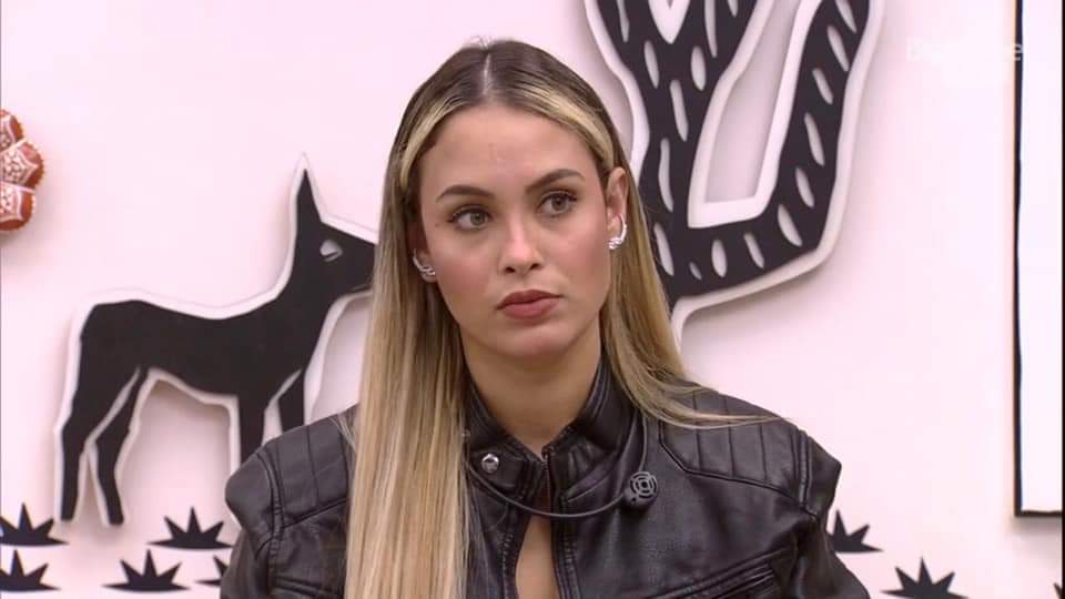 FUTlRAO's tweet photo. Sarah teve a menor porcentagem de um paredão da história do BBB com apenas 0,37%. 👑 https://t.co/B0TQFo8Tki