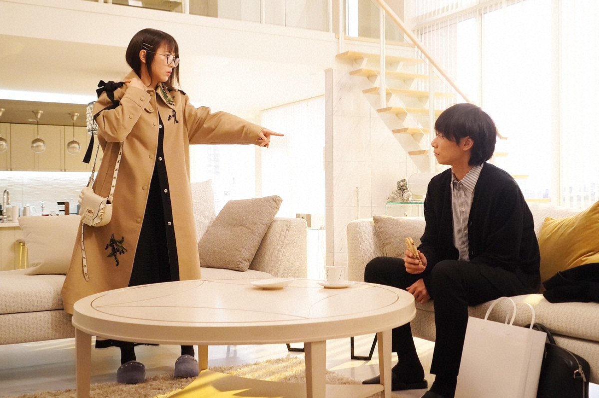 Redvalentinoのアイテムを着用した芸能人の私服 衣装 1ページ目 Woomy Redvalentinoのアイテムを着用した芸能人の私服 衣装 1ページ目 Woomy