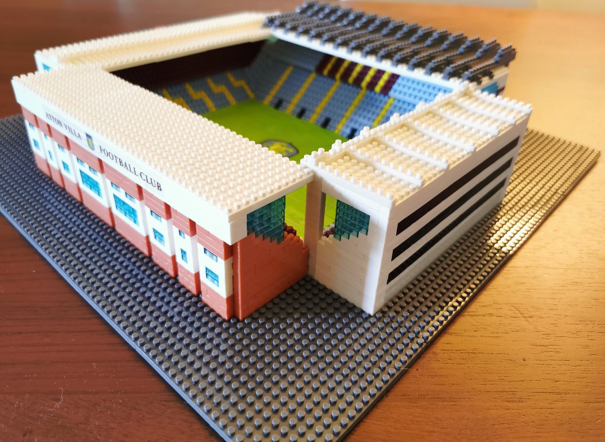 hogso's tweet image. VP, in (not) Lego