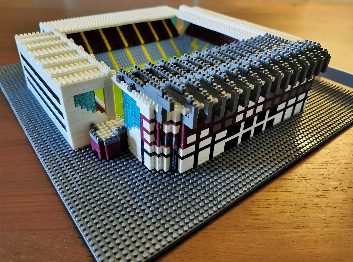 hogso's tweet image. VP, in (not) Lego