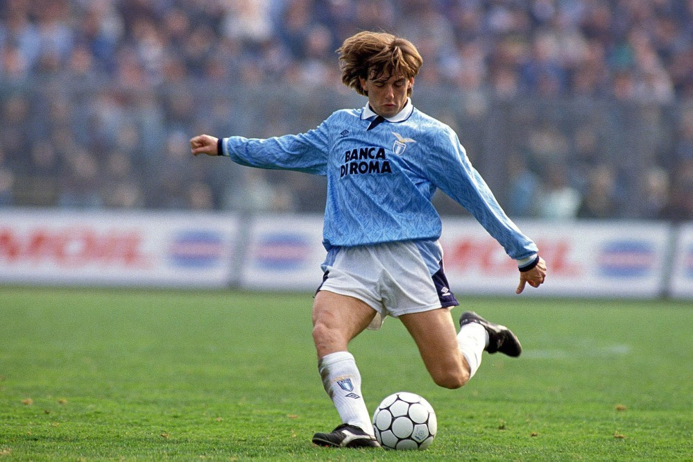 Happy birthday to former striker Giuseppe Signori! 