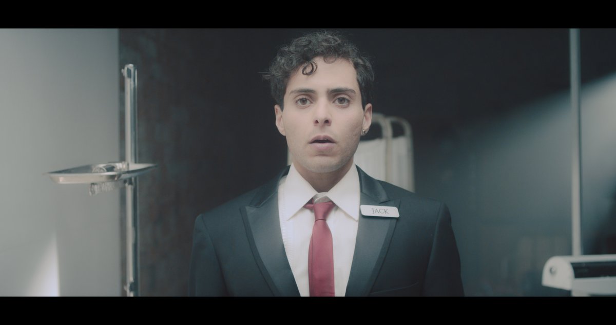 BombitoUK's tweet photo. Beyond excited that Everyman by @jackgoessens will screen at the 14th Edition of @GlasgowShort  

Here's a still with actor @Adamkashmiry - he's composing himself as we are screening in competition!! 🏆 🏴󠁧󠁢󠁳󠁣󠁴󠁿
https://t.co/Nn3aciiiq6 https://t.co/ogaUdijeZY