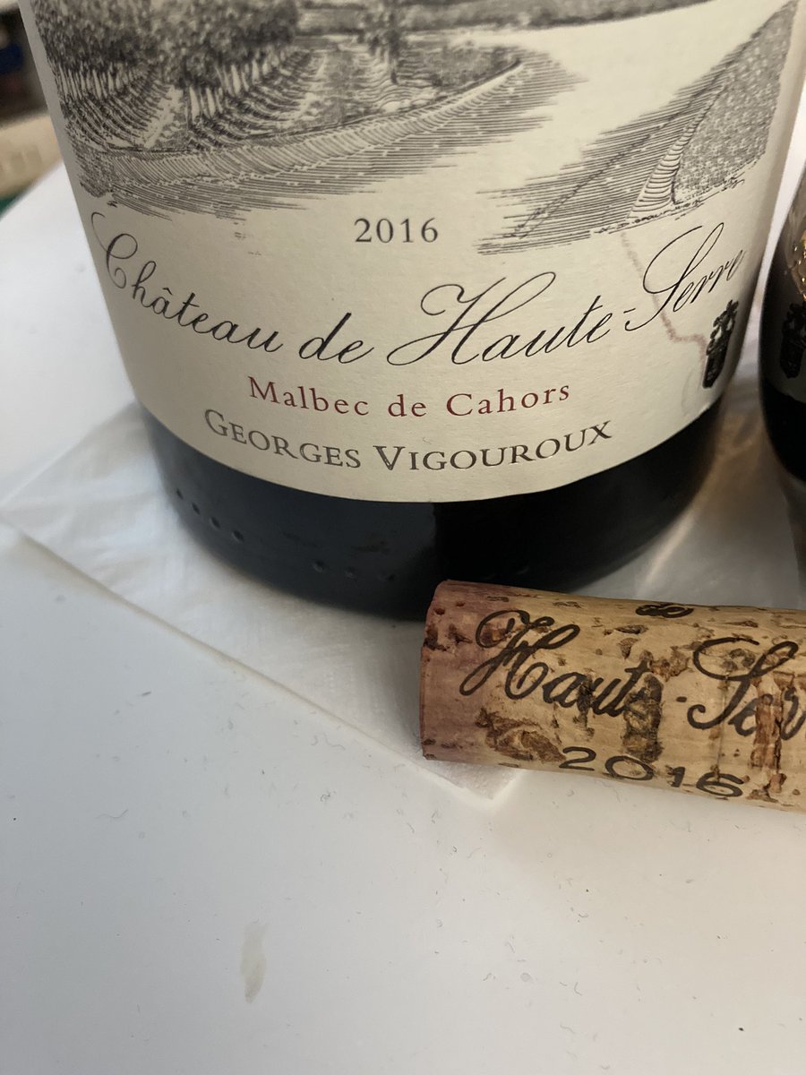 DoliverosDaniel's tweet photo. Huge fan of #Malbec from the underrated #Cahors.family #Vigouroux is Royalty in the area,their 16 #ChateaudeHauteSerre #GeronDadine is a potential classic,opaque color,seductive aromas of lead/pencil,blackberry,cedar&amp;cardamom,full body,silk&amp;power,hints clove&amp;dark chocolate.YUMMY https://t.co/PIOTmu2MWA