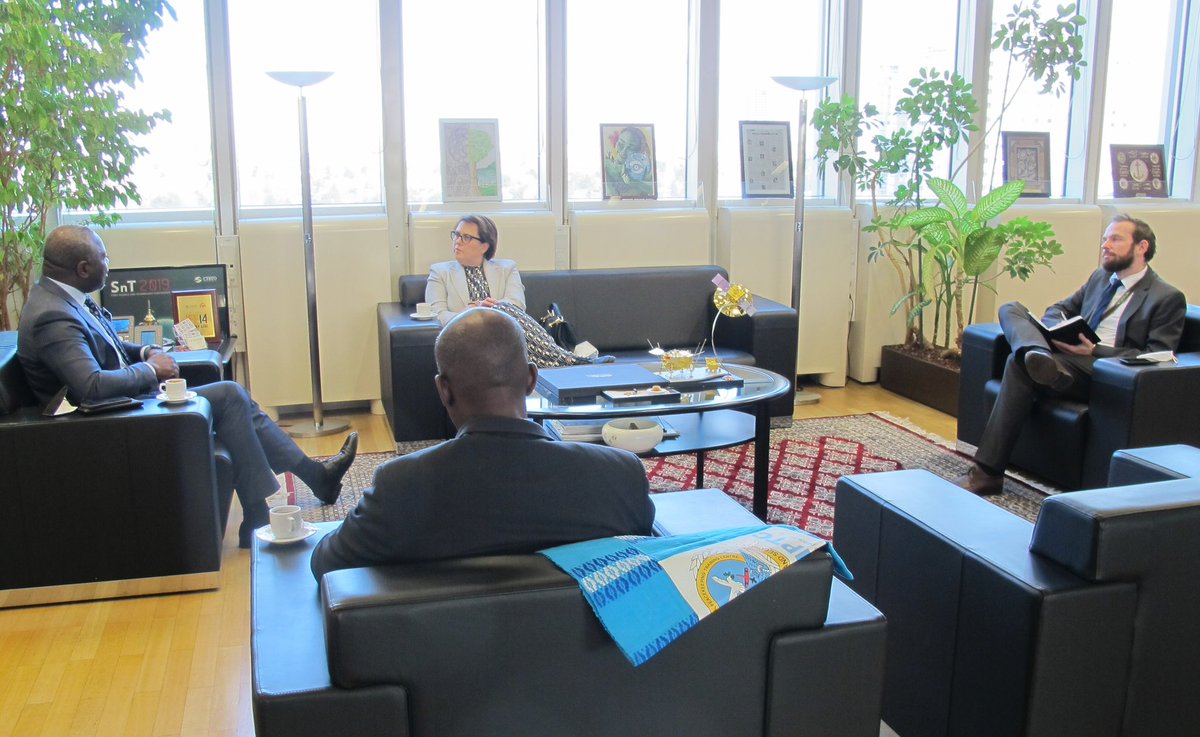 SinaZerbo's tweet photo. Reçu l’Astrophysicienne🇮🇹S. Di Pippo, Directrice Bureau #NationsUnies pr les Affaires #Spatiales @UNOOSA: Avons échangé sur coopération #TICE et l’application #TechnologiesSpatiales / problématiques de dévpt, (#Agriculture, #Santé , #Éducation, #ChangementClimatique & #Sécurité) https://t.co/YA555rk4sB