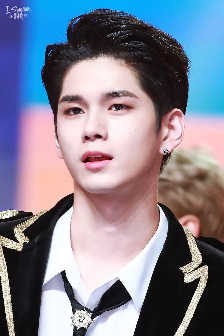 0825osw_'s tweet photo. #옹성우 #ONGSEONGWU @officialtwt_OSW https://t.co/niiesbXIAh