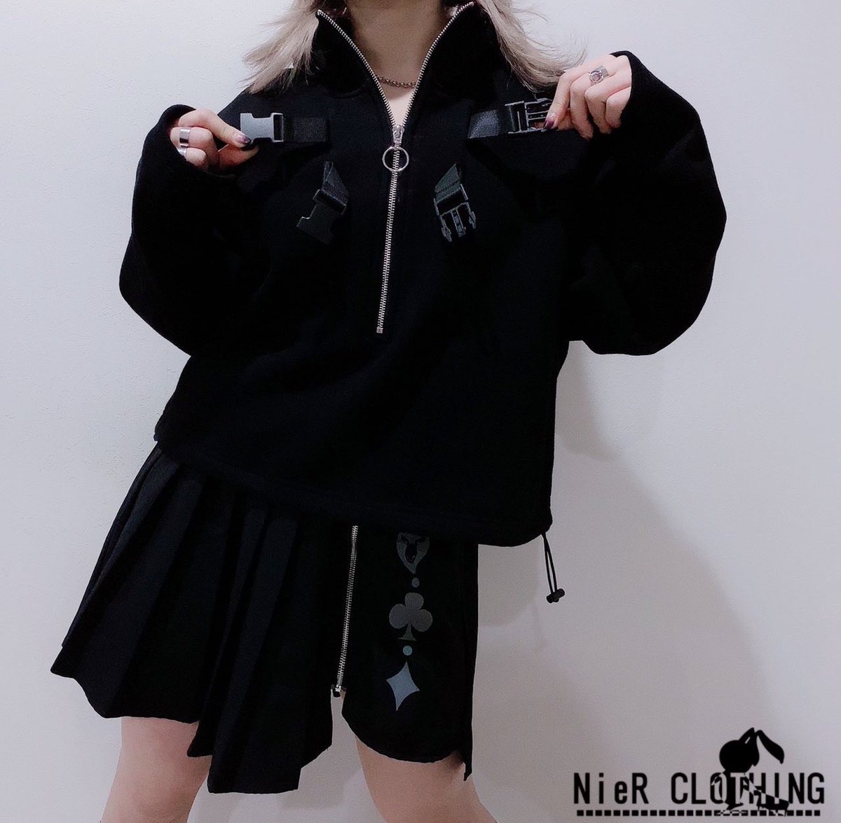 NieR_tokyo's tweet photo. 🎁1時間〆切プレゼント企画🎁

猫耳付き短丈プルオーバー【Ladies】

🎁3名様にプレゼント🎁

ユニセックスアイテムです🐰

◼応募方法
フォロー(@NieR_tokyo) &amp; RT
◼締切〆  本日24時

※鍵垢の方も対象内です。
こちらの商品は〆切後販売予定となります。
是非ご参加ください🙇‍♂️🙇‍♀️ https://t.co/pE9dcbw5lQ