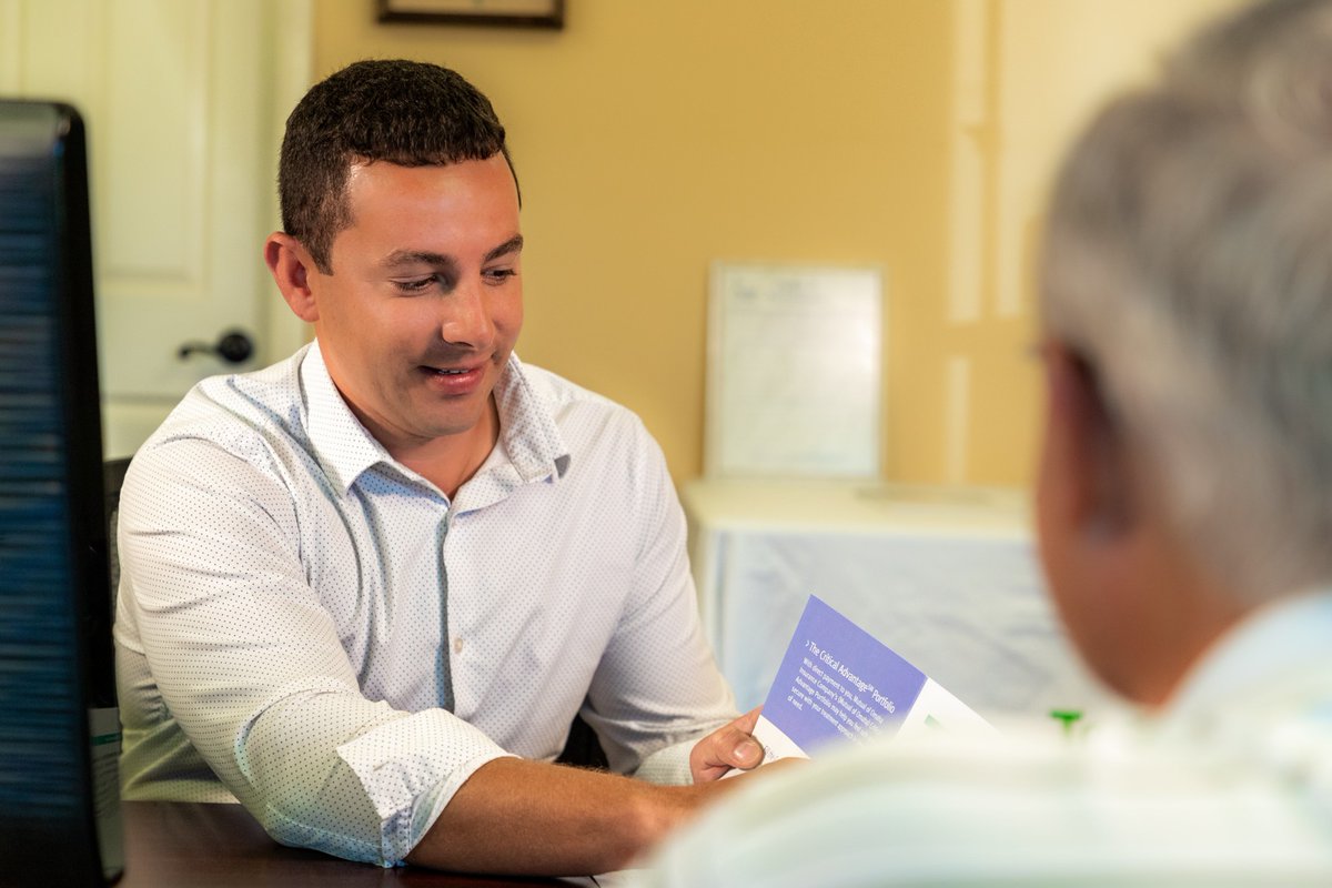 OB1Insurance's tweet image. #MeetTheTeam Evan began selling Medicare health insurance plans in 2009, &amp;amp; is a graduate of SUNY Oswego.

He began working at a young age in his family business, where he developed his hard work ethic &amp;amp; credits much of his success still today.