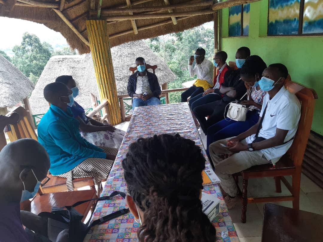 PSI_Burundi's tweet photo. Identification en cours des représentants des comités de jeunes YAB ( Youth Advisory Board ) au niveau national dans @Gitega @MuyingaProvince et @NgoziProvince .
#PSIBdi #MSPLS https://t.co/otbv0Cu2Nl