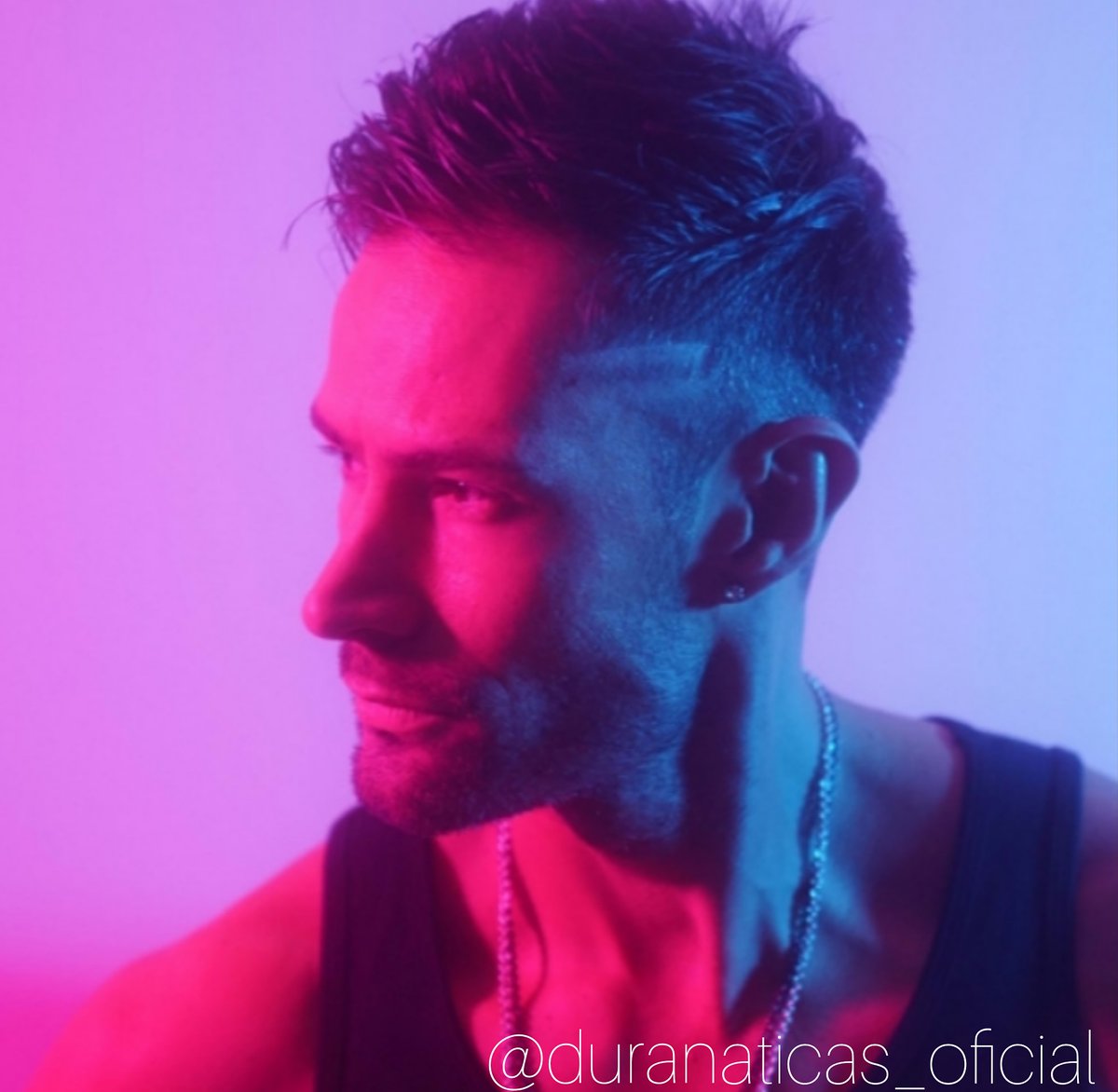 duranaticas's tweet photo. Y cuando menos lo esperaba te vi Y ahora te llevo bien adentro de mi 😍😜

E quando eu menos esperava te vi E agora te levo bem dentro de mim😍😜

#queloucura #música #Alexduran #carita #ven https://t.co/9MBirw8ao7