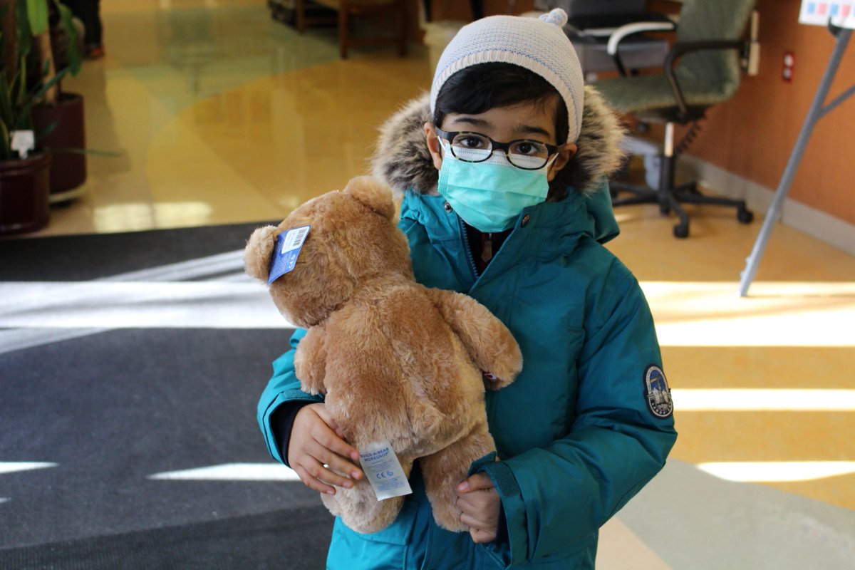 ChildrensSpecNJ's tweet photo. Thanks to @Shipt and @buildabear for donating 500 bears for our patients! 🐻 We kept the bears comfortable in quarantine before our super security officers surprised patients coming in for their appointments today. #RandomActsofKindnessDay #CSHF #transforminglives https://t.co/SlT8uMa6td