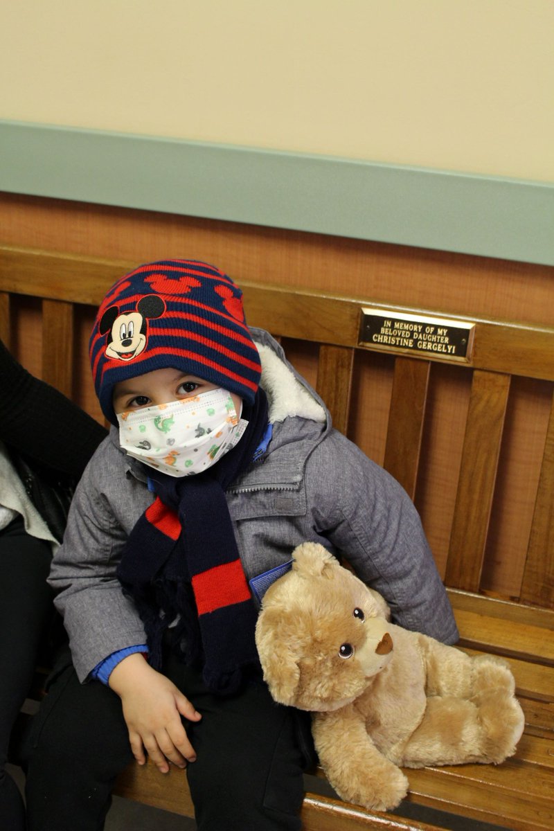 ChildrensSpecNJ's tweet photo. Thanks to @Shipt and @buildabear for donating 500 bears for our patients! 🐻 We kept the bears comfortable in quarantine before our super security officers surprised patients coming in for their appointments today. #RandomActsofKindnessDay #CSHF #transforminglives https://t.co/SlT8uMa6td