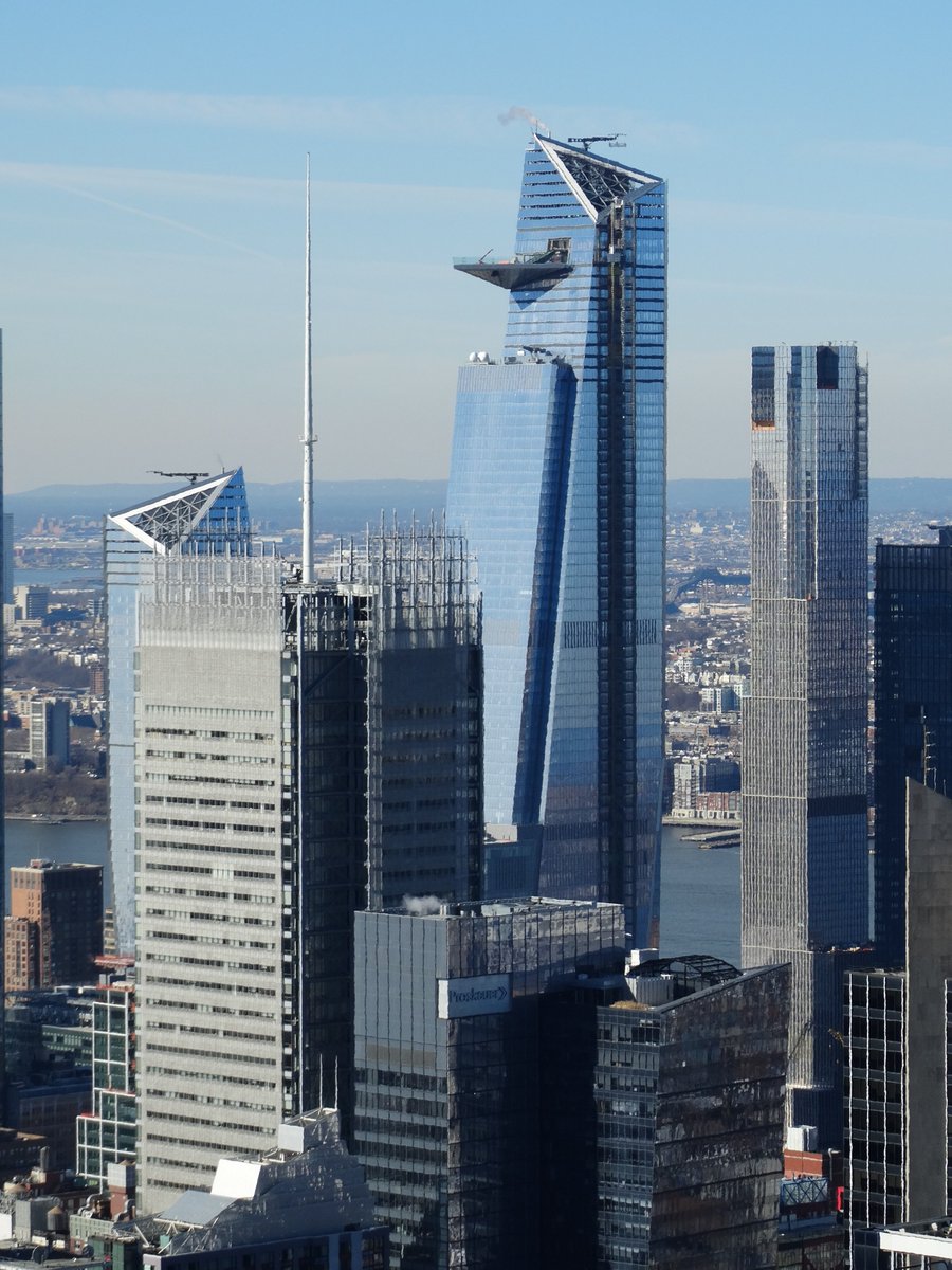 4iluj's tweet photo. Vista desde el #TopoftheRock de el edificio de Edge Hudson Yards, lo terminaron en marzo del 2020 #viewfromabove #theedge #hudsonyards #Newyorkcity #NYC #twoyearsago #travel #travelphotography #17feb2019 #architecturephotography https://t.co/RjyUdwNO1T