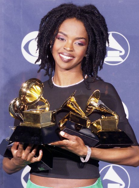 Lauryn Hill has officially become the first female MC to have an album go diamond! What was your favorite track? 🙌🏾 #LaurynHill