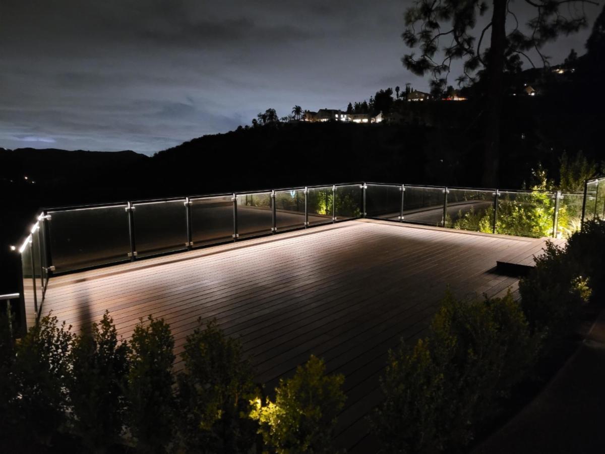 Lightcraft_'s tweet photo. New Designs in Outdoor Lighting https://t.co/jqoHai59jh https://t.co/cj50Qtu8Hh