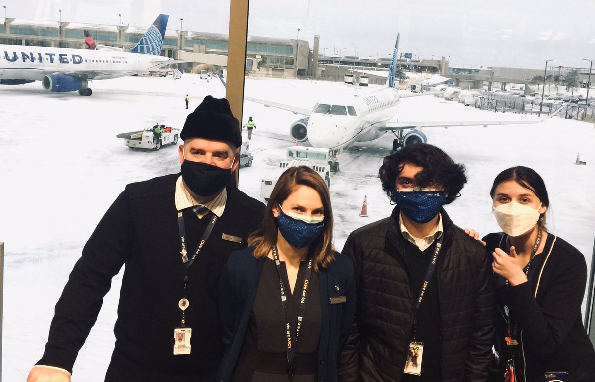 Kim Papineau tweet media