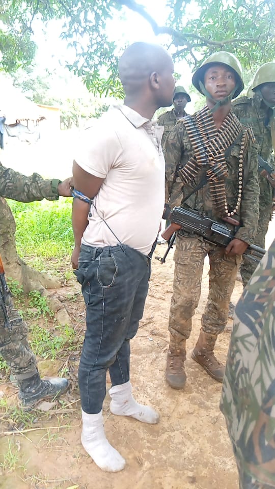 Le policier #Jacques Mugabo, l’un qui a participé au double assassinat de Chebeya et Bazana a été arrêté hier mardi à Lubumbashi et transféré à Kinshasa.