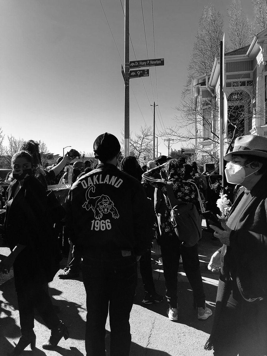MOBBYMOBB's tweet photo. They changed 9th&amp;center this morning to Huey p Newton way. Glad I got to witness that. Happy bday Huey! ✊🏽 https://t.co/Wapr2Etic9