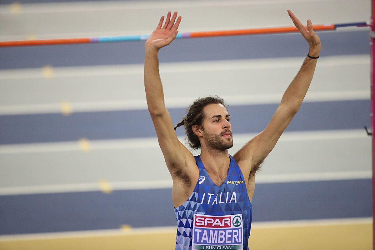 Atletica Italiana (@atleticaitalia) on Twitter photo #atletica TAMBERI VOLA A 2,34, MIGLIOR SALTO DOPO L'INFORTUNIO DEL 2016 🇮🇹🇮🇹🇮🇹 si assicura lo standard per i Giochi olimpici di Tokyo
👏 è terzo in una super gara a Torun: a 2,34 anche il bielorusso Nedasekau e l'ucraino Protsenko
<a href="/Coninews/">CONI</a> <a href="/ItaliaTeam_it/">ItaliaTeam</a> <a href="/gianmarcotamber/">Gianmarco Tamberi</a> #atletica TAMBERI VOLA A 2,34, MIGLIOR SALTO DOPO L'INFORTUNIO DEL 2016 🇮🇹🇮🇹🇮🇹 si assicura lo standard per i Giochi olimpici di Tokyo
👏 è terzo in una super gara a Torun: a 2,34 anche il bielorusso Nedasekau e l'ucraino Protsenko
<a href="/Coninews/">CONI</a> <a href="/ItaliaTeam_it/">ItaliaTeam</a> <a href="/gianmarcotamber/">Gianmarco Tamberi</a>