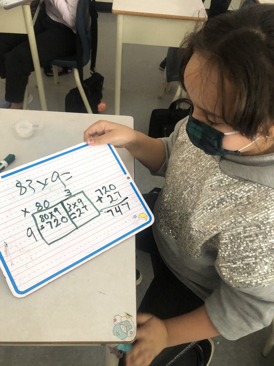 5McCormack1's tweet photo. Showing what we know about 2 dig x 1 dig mult. before moving onto 2 dig x 2dig! Everyone loved the #AreaModel @RockyElementary #Math #Multiplic https://t.co/bNT9zDa7QY