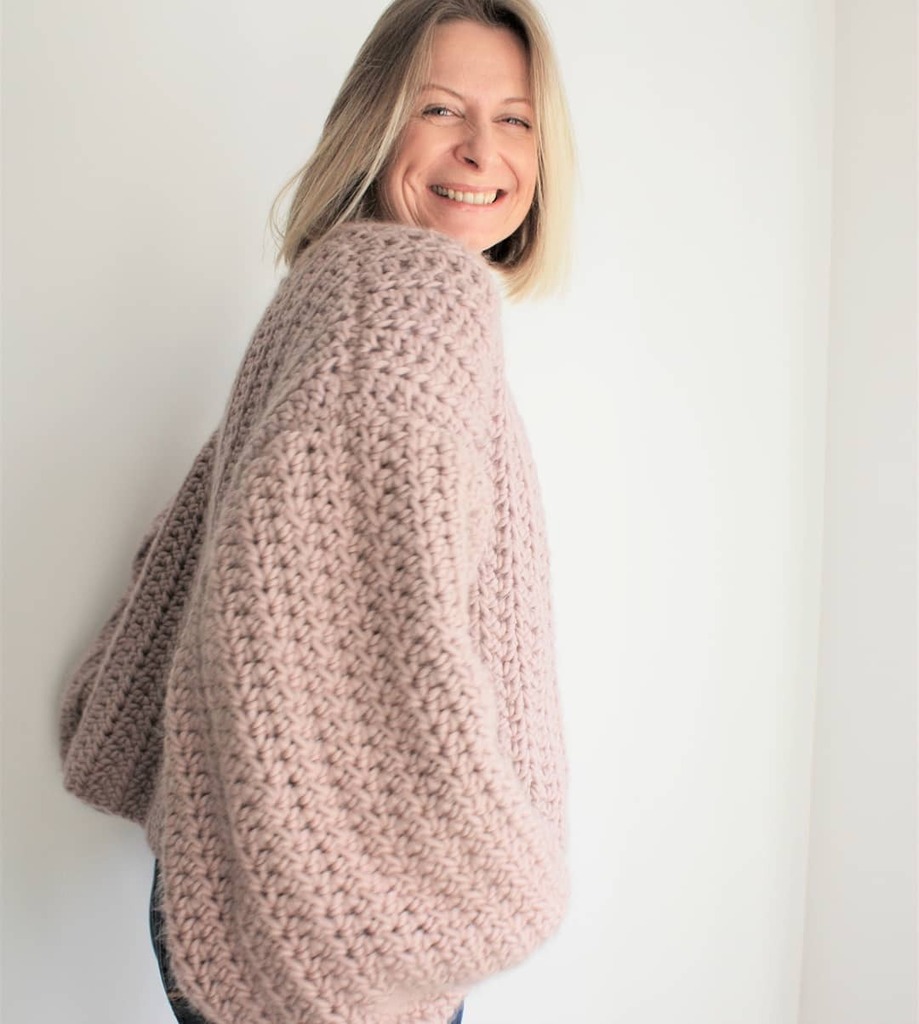 The days are definitely getting longer and brighter which can only mean we're finally heading into spring. There were some very happy honey bees in the garden yesterday🐝.
.
This has definitely been a looooong winter but I'm not sure I'm ready to give… instagr.am/p/CLZcJ26r3H3/