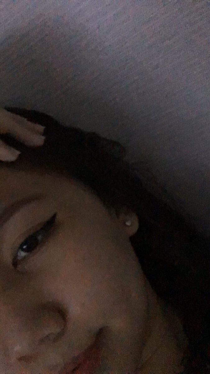 fefecntip's tweet image. Pap iseng muka jelek ke pcr (tp syngnya ga ada)