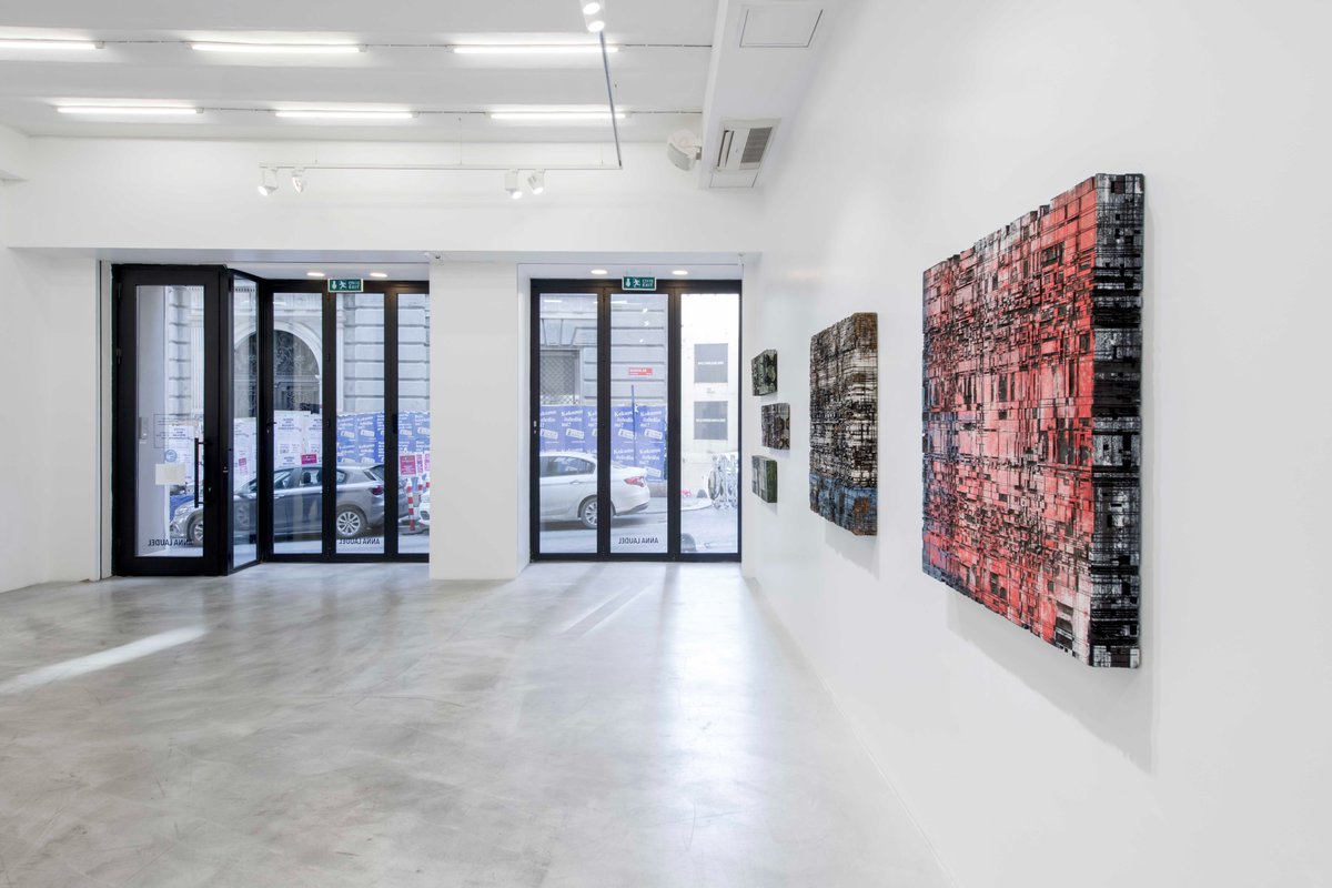 "Geçmişten Şimdiki Zamana Yankılar"

Mathias Hornung’un “Defragmentology” ve Onur Hastürk’ün “Asimilasyon” sergilerini Anna <a href="/laudelgallery/">annalaudel.gallery</a>'de bir araya getiren “Echos” sergisi kapsamında sanatçılarla <a href="/Dem_oyku/">Öykü Demirci</a>'nün gerçekleştirdiği söyleşi yayında! bit.ly/3s5zw1k