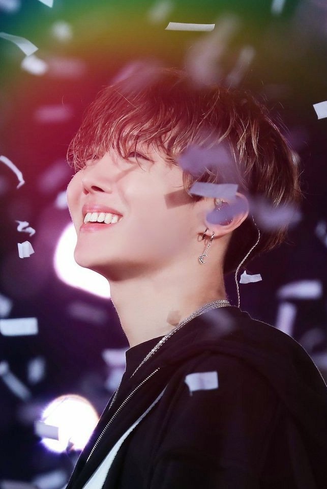 I hope this could show you how beautiful the song is hoseok's truly an amazing person and delivers his message in the most comforting but also eye opening ways I love him