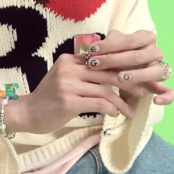 jung hoseok being the king of fashion; a thread you need