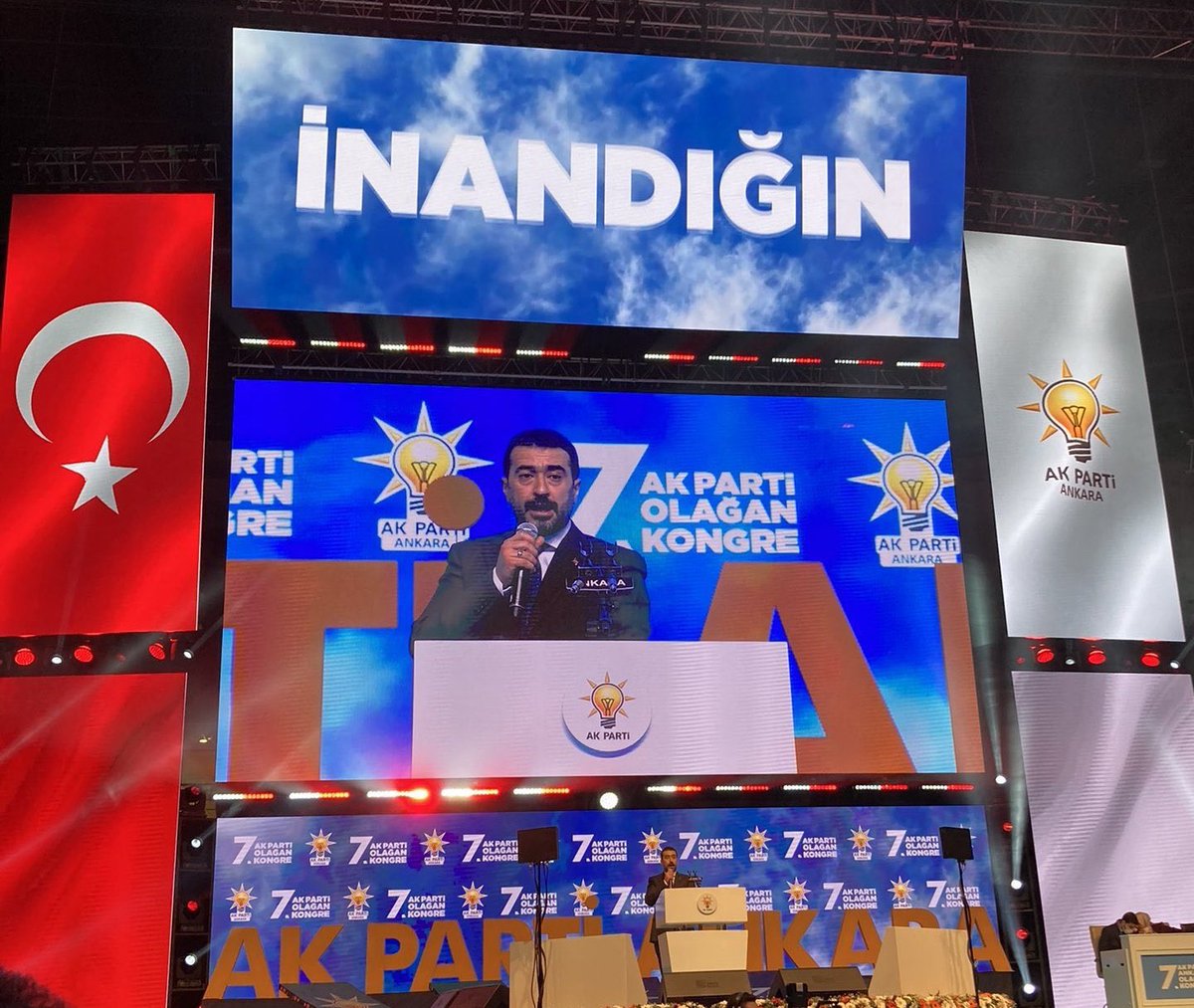 Cumhurbaşkanımız Sn.@RTErdogan‘ın teşrifleriyle gerçekleştirilen demokrasi dersi niteliğindeki 7. Olağan Ankara İl Kongremizi büyük bir coşkuyla tamamladık. Kongremizde güven tazeleyerek görevine devam eden İl Başkanımız Sn.@hakanhanozcan ve Yönetimini tebrik ediyorum.