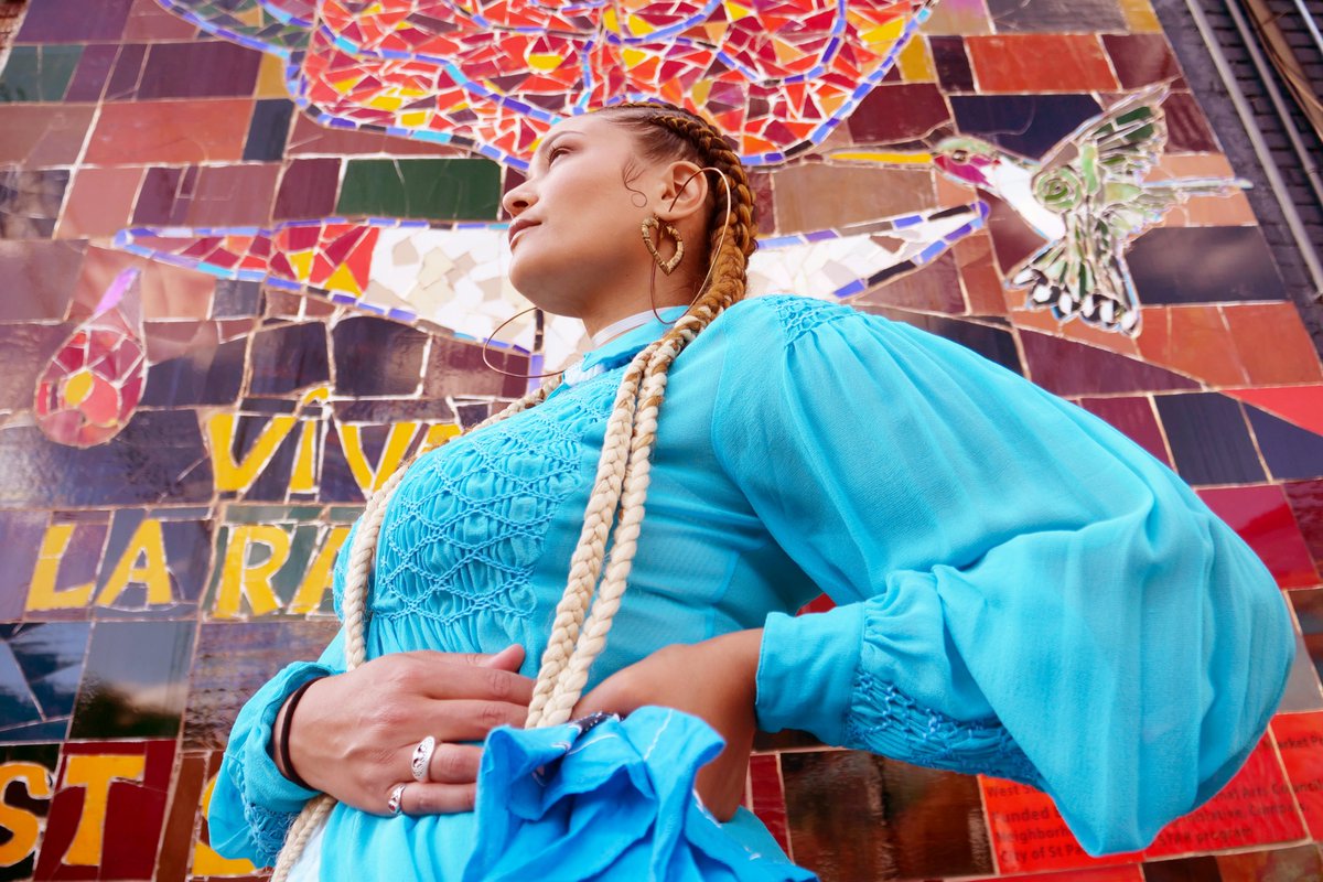 Tickets are still available for our Friday talk with <a href="/iamladymidnight/">LADY MIDNIGHT 🖤</a>! Invite a friend and join us. 

creativemornings.com/talks/lady-mid…