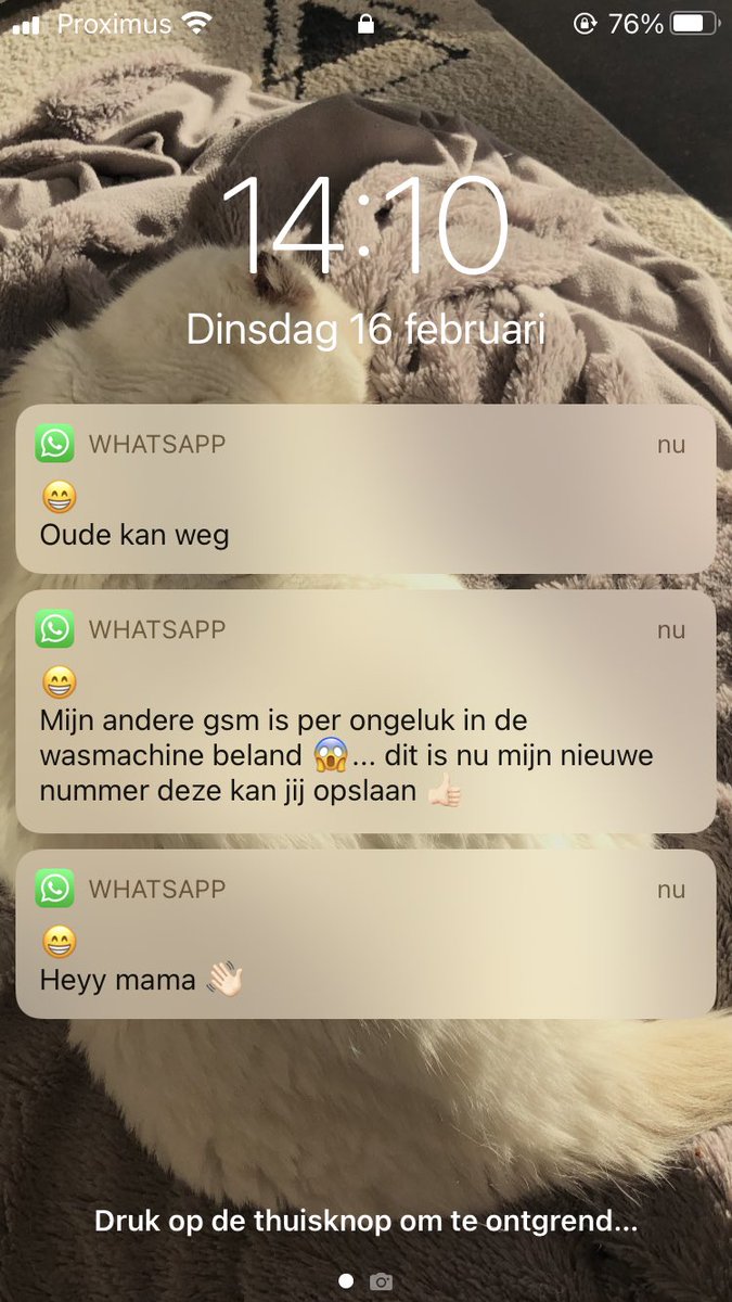 emmaliekens's tweet photo. @VincentFierens Ook gisteren... Exact dezelfde nummer, exact dezelfde tekst... 🤷🏻‍♀️ https://t.co/qXcyphN8aq