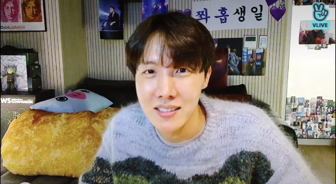 BTS ITALIA⁷ 🇮🇹 🄰🅁🄸🅁🄰🄽🄶🪭 tweet media
