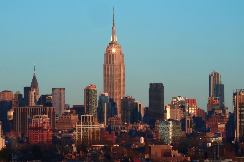 EdificeAnalytic's tweet image. "‘We just haven’t seen innovation’: Dartmouth’s engineering dean on why buildings are the frontier for
tackling climate change" 

fortune.com/2021/02/16/cli…

@AbramsonAlexis @frenchrh @TianWangAutumn @arafath91 @ArashNejad @SDLE_ResCntr @MdsRely