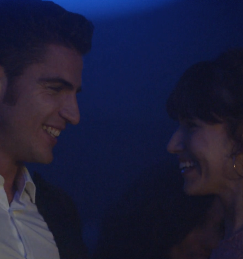 Su química era tan grande que tuvieron que verse en otra serie ❤💥

Disfruta de Úrsula Corberó y Maxi Iglesias en #FisicaOQuímica y #LaEmbajada ▶ SOLO en #ATRESplayerPREMIUM atres.red/1z2fr2