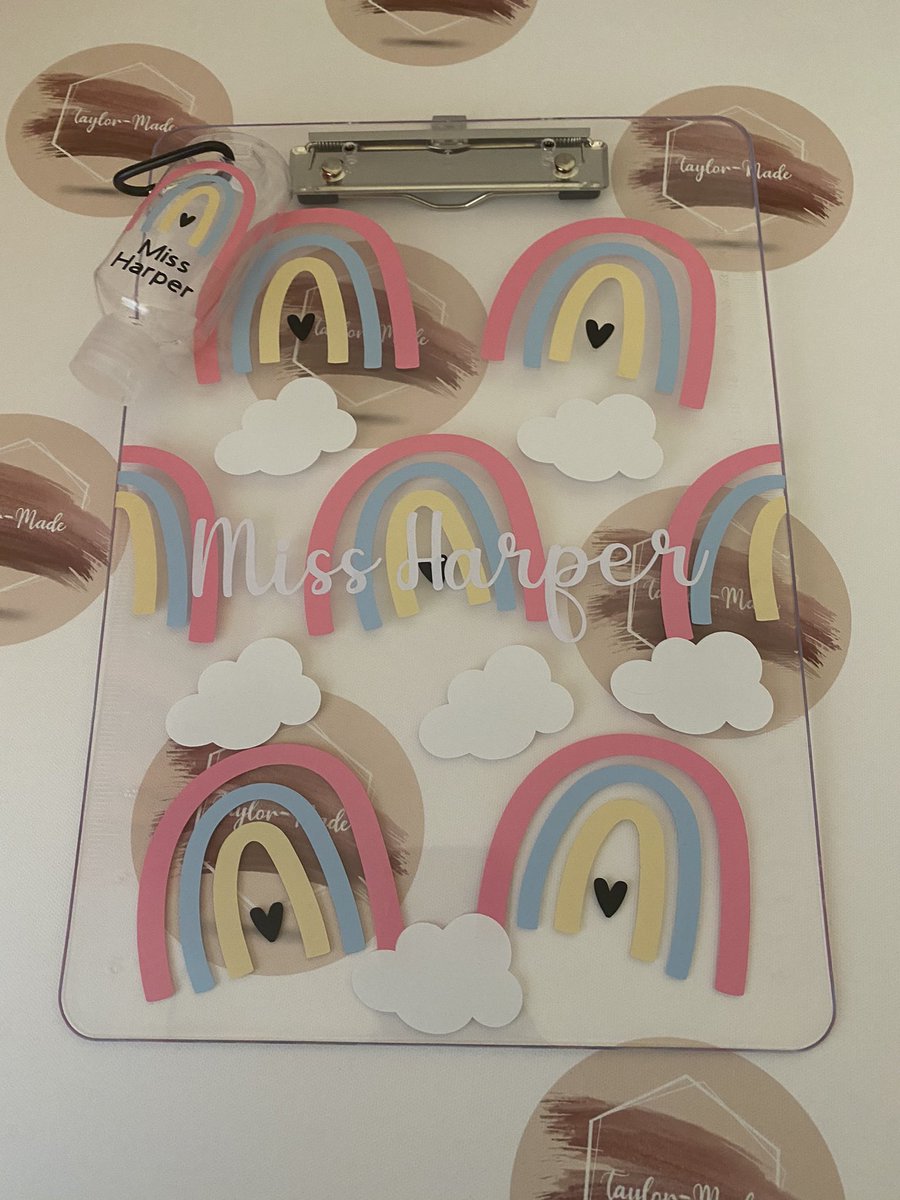 MissFender1's tweet image. Since it’s RAOK day, who fancies winning a teacher clipboard in a design of your choice? (There are more design options on my Instagram @taylormadetoyou) Just RT this post &amp;amp; make sure you’re following me. I’ll draw in a few days once my clipboard delivery arrives 💖