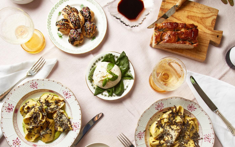 Learn how to make Michelin-starred pasta with <a href="/GLocaOfficial/">Giorgio Locatelli</a> &amp; <a href="/LaTuaPasta/">La Tua Pasta</a> ow.ly/KaJi50DCGiS