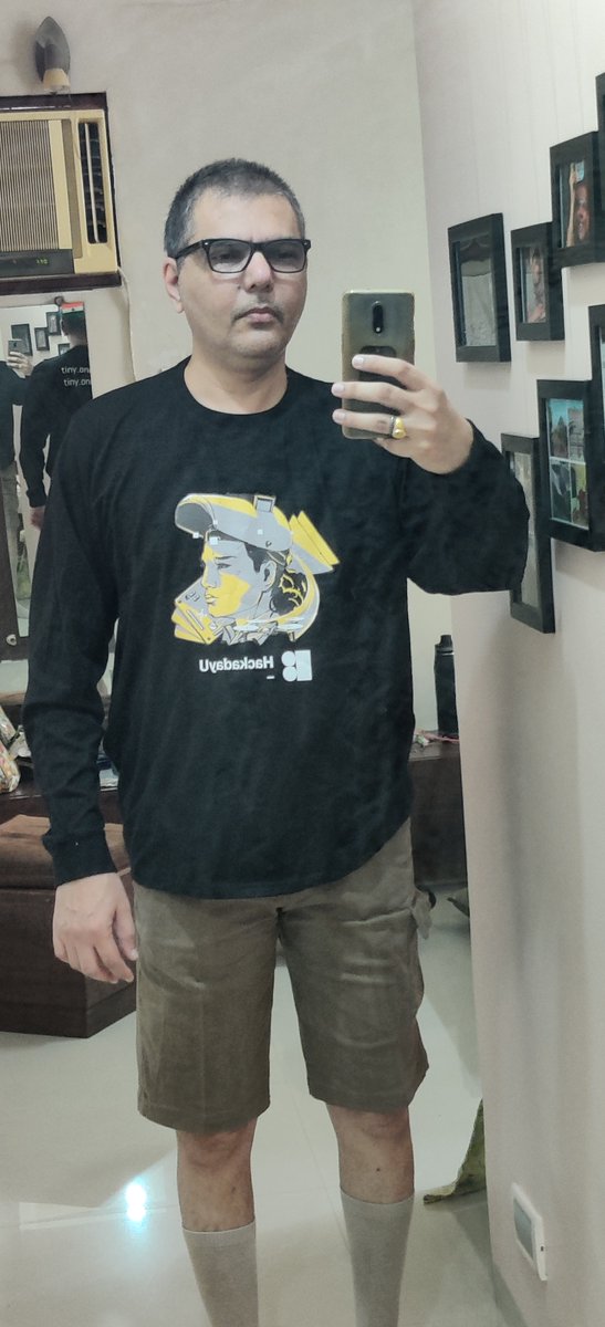 hackaday's tweet image. Nice to see @anool wearing our limited edition #HackadayU Tshirt!

Check out Anool's articles on Hackaday.com and his #KiCad course on YouTube.

⬇️⬇️⬇️