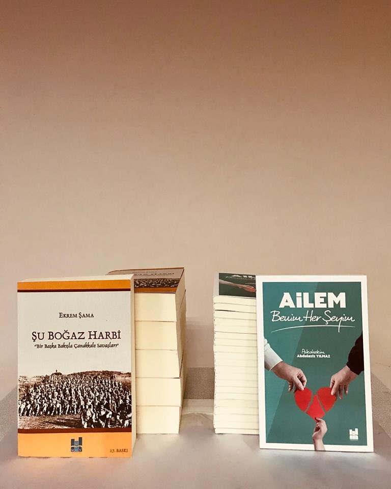 agdkadinesenyrt's tweet photo. ÇEKİLİŞ VAKTİ ✨
Görselde gördüğünüz iki değerli eseri 1 kardeşimize hediye etmek istiyoruz.😌

Çekilişe katılmak için bizi takip etmeniz,rt-beğeni yapmanız ve 3 arkadaşınızı etiketlemeniz yeterlidir.

Sonuçlar 22 Şubat saat:20.00’de açıklanacak inşallah, Allah'a emanet olun.🌸 https://t.co/xsEQEKDHer