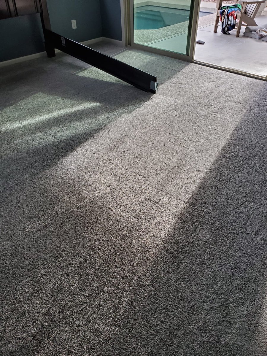 InteriorsNative's tweet image. This home sure got a new makeover; new carpet and new vinyl! 

These colors go great together. We installed about 300 feet of our Cyrus (color: Katella Ash) Luxury Vinyl along with our beautiful Just A Hint (color: Sterling) carpet.