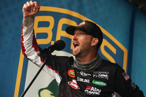 BassFanNews's tweet photo. How did Bryan New's bags at the St. Johns River Bassmaster Elite Series get bigger each day? Read about his winning formula at https://t.co/14pBdF900Q. Photo by B.A.S.S./Seigo Saito.
#Bassmaster #EliteSeries #Stjohnsriver #Winner #Winningpattern #Bassfishing https://t.co/ZYULxxfJ2d