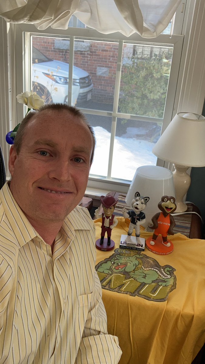 authorkfleming's tweet photo. Working with some friends for @CASEAdvance #casealldistricts conference!! @JMUAlumni
@FalconAlumni @AlumniUMass https://t.co/VCTQfkih71