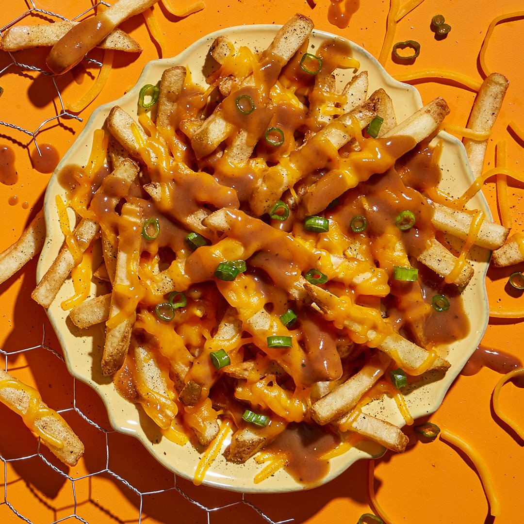 bohanideas's tweet photo. If you’re not eating Coop &amp; Run chicken tenders, what the cluck are you even doing with your life? Chicken out with delicious chicken tender meals delivered from our #bohanclient @coopnrun.

#branding #marketing https://t.co/xIPM76Ha1A
